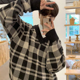 Ouzey 1142 PLAID V-NECK SWEATER